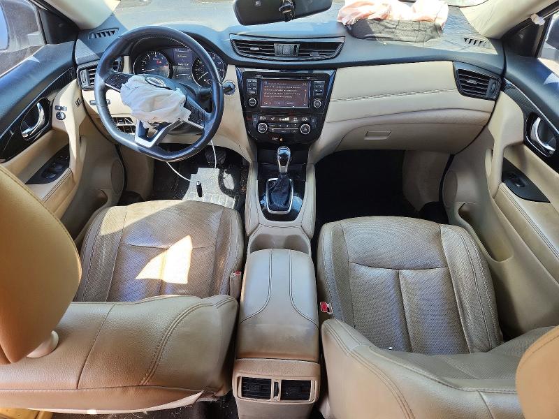 50385696 :رقم المزاد ، 5N1AT2MT5HC828661 vin ، 2017 Nissan Rogue مزاد بيع