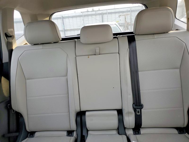 Продажа на аукционе авто 2018 Volkswagen Tiguan, vin: 3VV2B7AX6JM209718, номер лота: 48942666