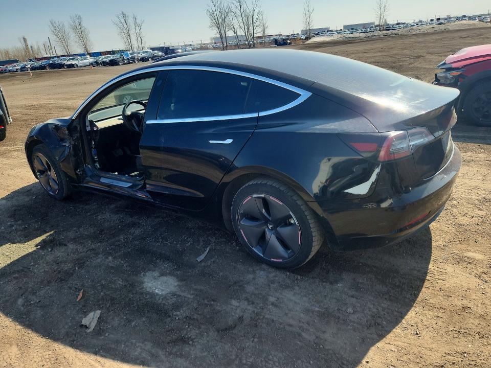 48632256 :رقم المزاد ، 5YJ3E1EA3LF734143 vin ، 2020 Tesla Model 3 مزاد بيع