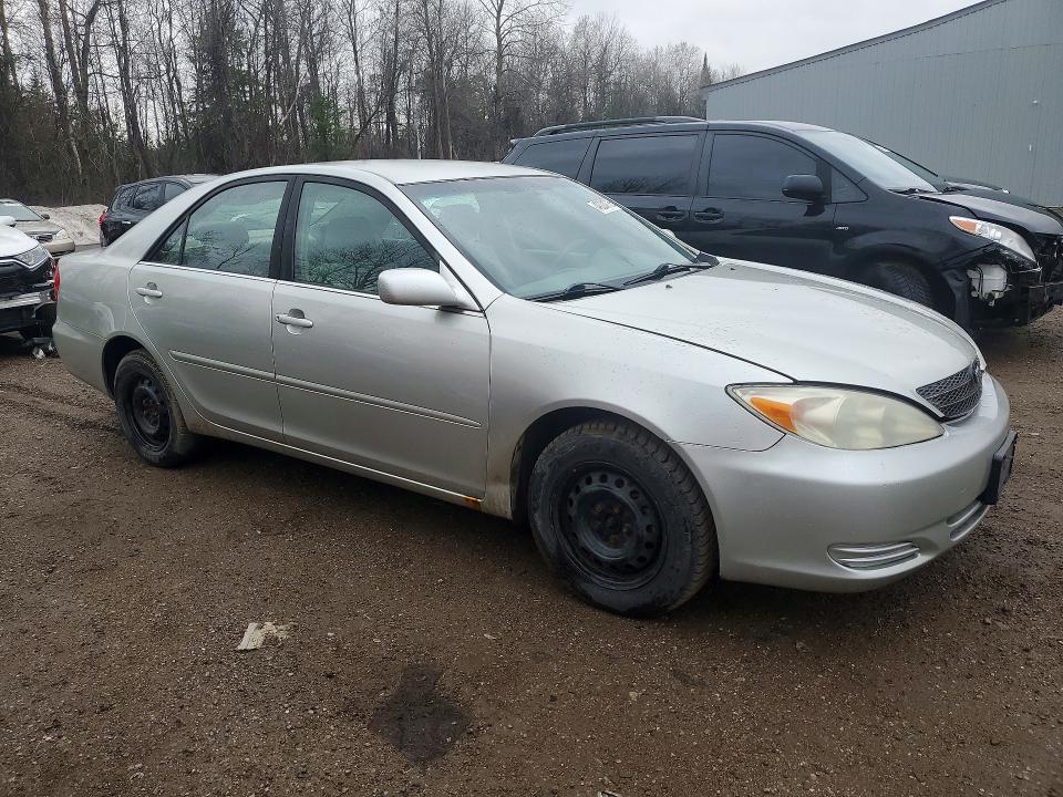 49224776 :رقم المزاد ، JTDBE32K820135286 vin ، 2002 Toyota Camry مزاد بيع