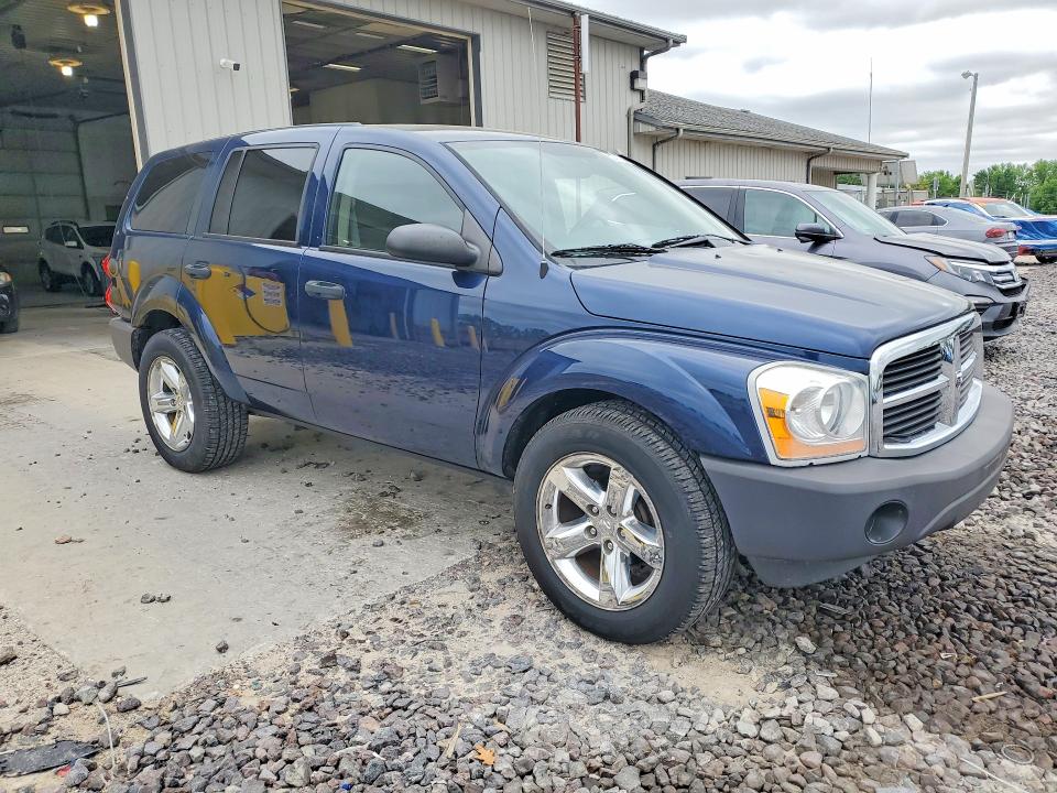 50776136 :رقم المزاد ، 1D4HB38N75F562404 vin ، 2005 Dodge Durango مزاد بيع