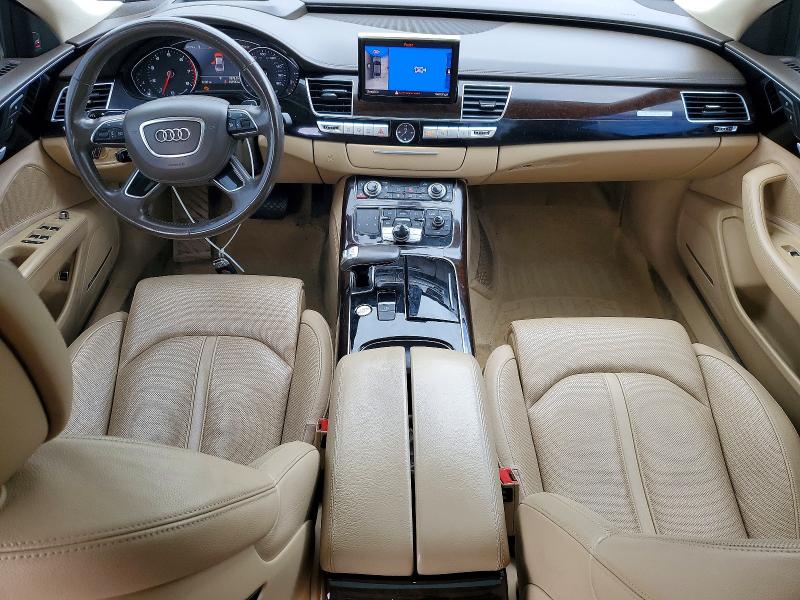 50639256 :رقم المزاد ، WAU44AFD1JN000421 vin ، 2018 Audi A8 مزاد بيع