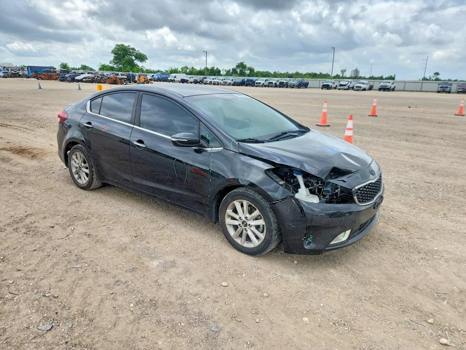 48828166 :رقم المزاد ، 3KPFL4A70HE024354 vin ، 2017 Kia Forte مزاد بيع