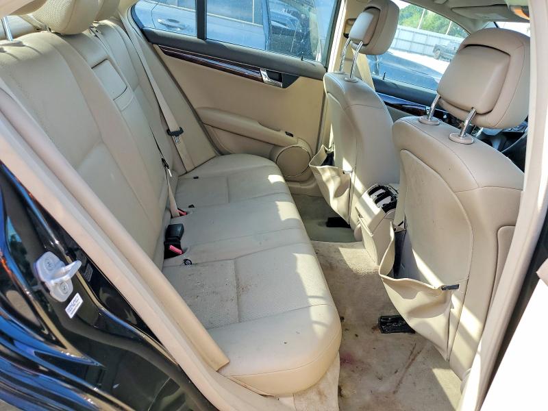 2011 Mercedes-benz C მანქანა იყიდება აუქციონზე, vin: WDDGF5EB0BA508217, აუქციონის ნომერი: 48628546