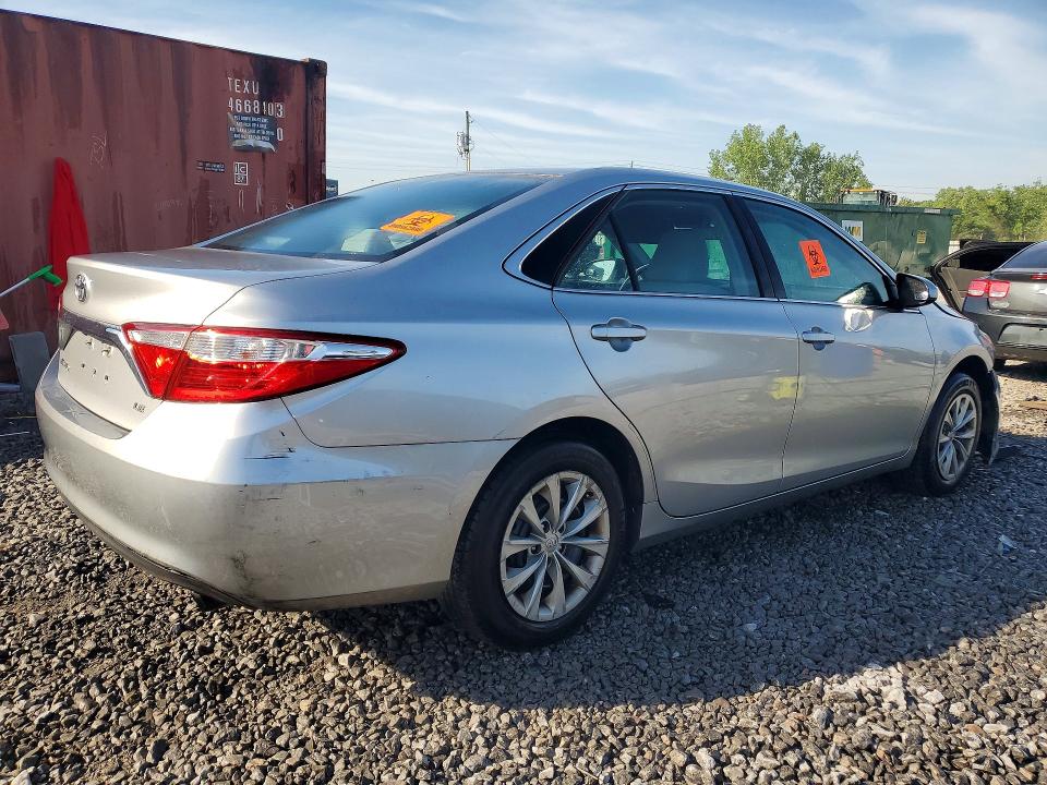 49940536 :رقم المزاد ، 4T1BF1FKXGU139475 vin ، 2016 Toyota Camry مزاد بيع