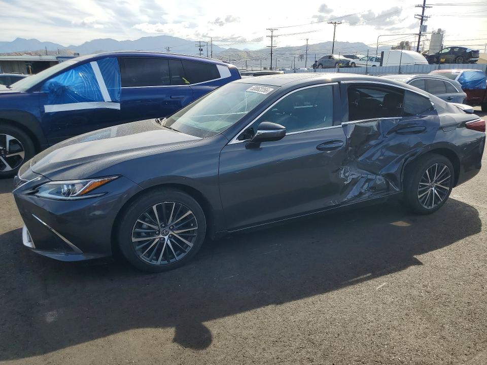 50862256 :رقم المزاد ، 58ADA1C10PU035394 vin ، 2023 Lexus Es 300h مزاد بيع