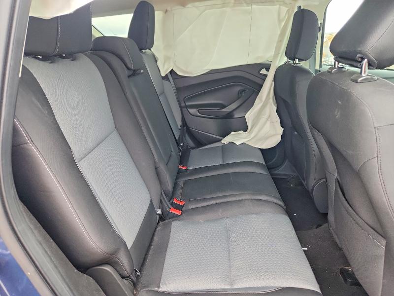 48760746 :رقم المزاد ، 1FMCU0GD4JUB80812 vin ، 2018 Ford Escape مزاد بيع