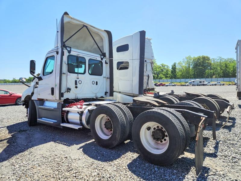 Продаж на аукціоні авто 2020 Freightliner Cascadia 126, vin: 3AKJHLFG2LSLX8677, номер лоту: 76459285