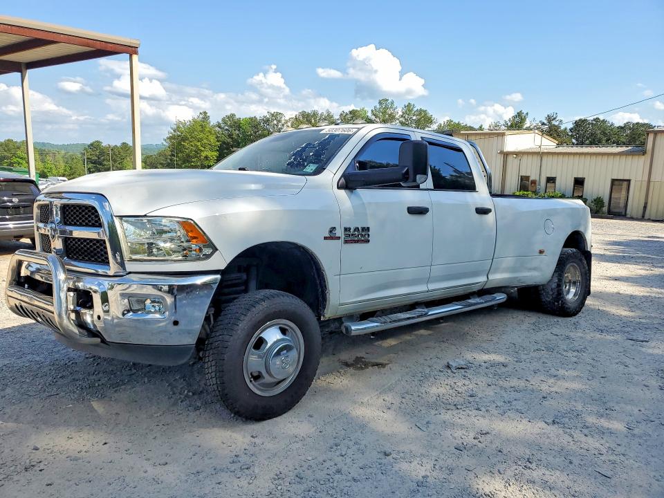 50307606 :رقم المزاد ، 3C63RRGL3JG132326 vin ، 2018 Ram 3500 مزاد بيع