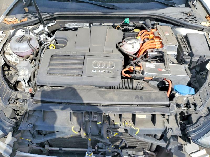 50994726 :رقم المزاد ، WAUUPBFF8HA146136 vin ، 2017 Audi A3 مزاد بيع