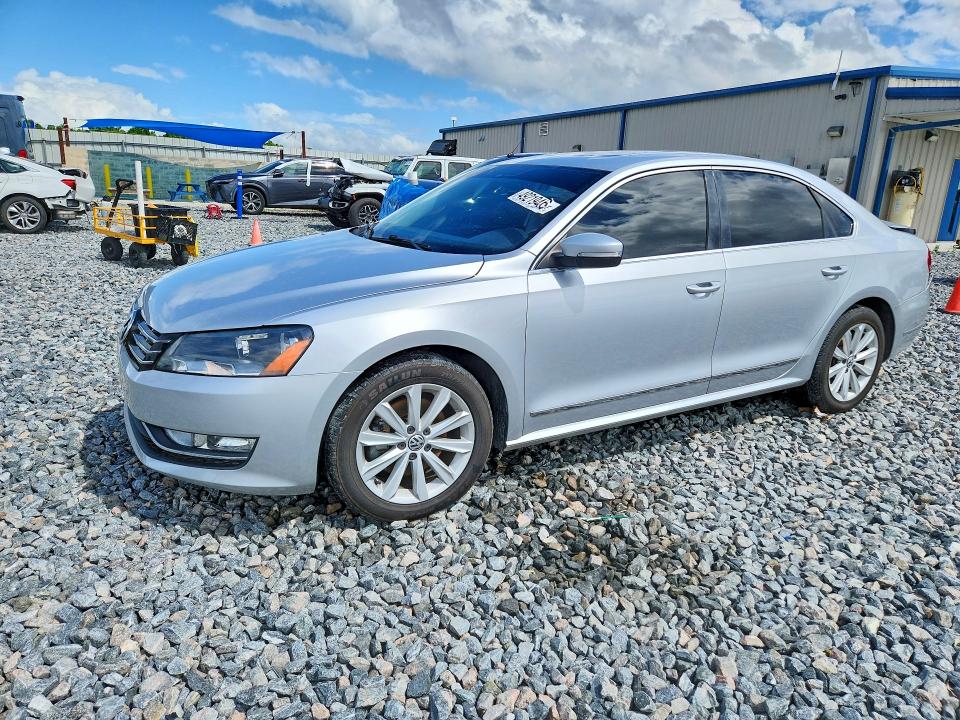 2013 Volkswagen Passat მანქანა იყიდება აუქციონზე, vin: 1VWCH7A39DC039713, აუქციონის ნომერი: 49219446