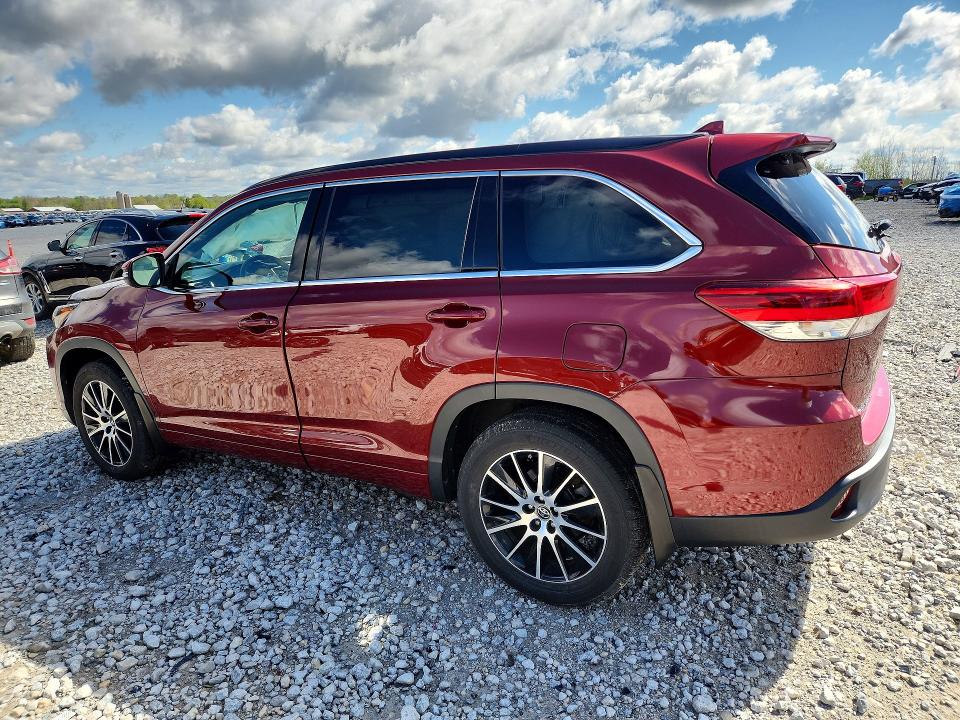 51898316 :رقم المزاد ، 5TDJZRFH8HS473746 vin ، 2017 Toyota Highlander مزاد بيع