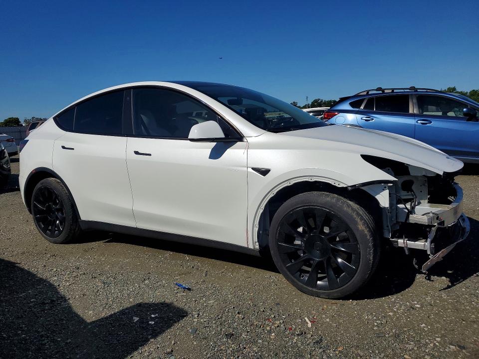 Продаж на аукціоні авто 2022 Tesla Model Y, vin: 7SAYGDEE0NF523105, номер лоту: 49839816