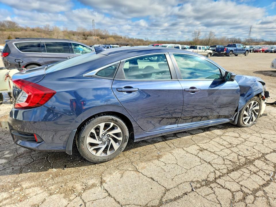 Продажа на аукционе авто 2017 Honda Civic, vin: 19XFC2F75HE082361, номер лота: 48756546