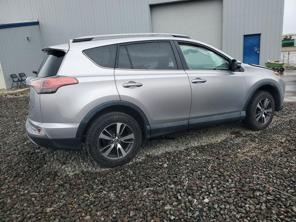 2017 Toyota Rav4 მანქანა იყიდება აუქციონზე, vin: 2T3RFREV9HW620870, აუქციონის ნომერი: 50814666