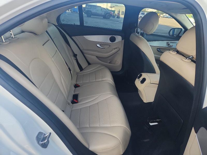 50573006 :رقم المزاد ، 55SWF4JB8GU158676 vin ، 2016 Mercedes-benz C مزاد بيع