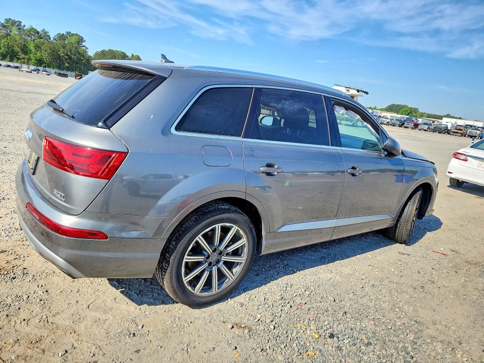 Продаж на аукціоні авто 2017 Audi Q7, vin: WA1LAAF79HD024879, номер лоту: 49940986