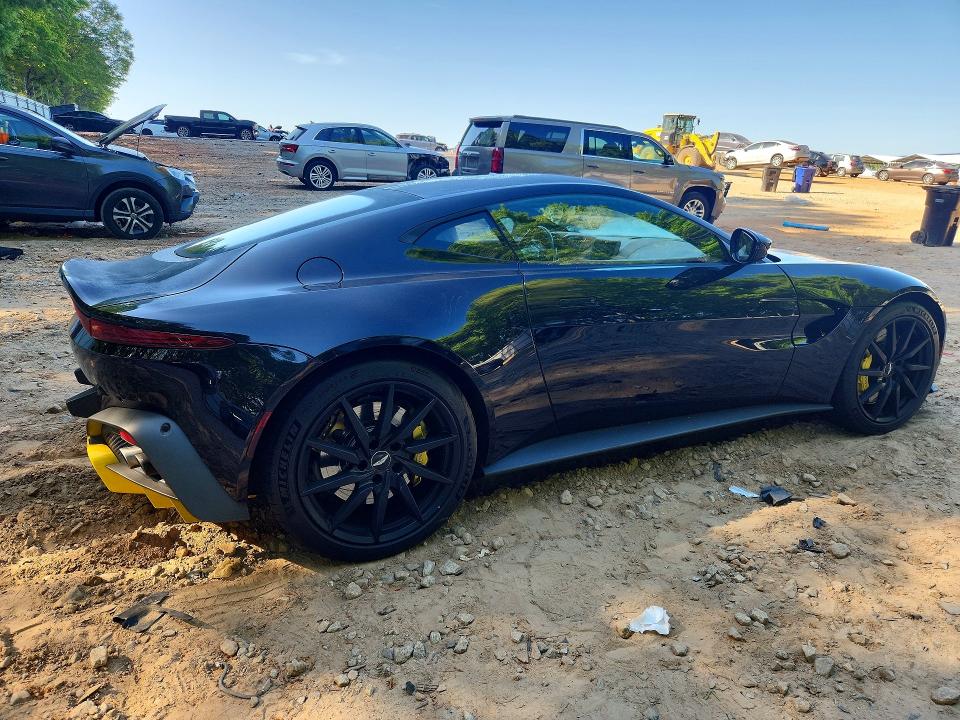 49904326 :رقم المزاد ، SCFSMGAW1LGN03087 vin ، 2020 Aston Martin Vantage مزاد بيع
