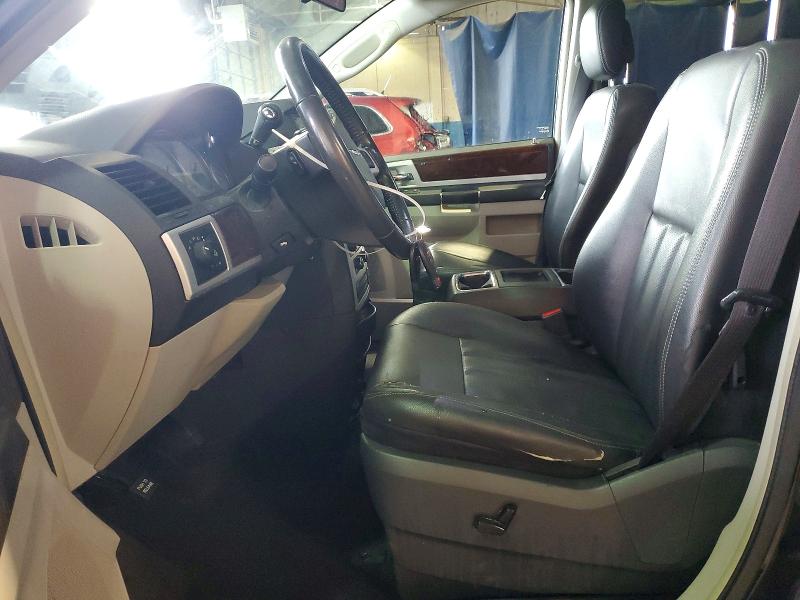 50002526 :رقم المزاد ، 2A4RR8D16AR405151 vin ، 2010 Chrysler Town & Country مزاد بيع