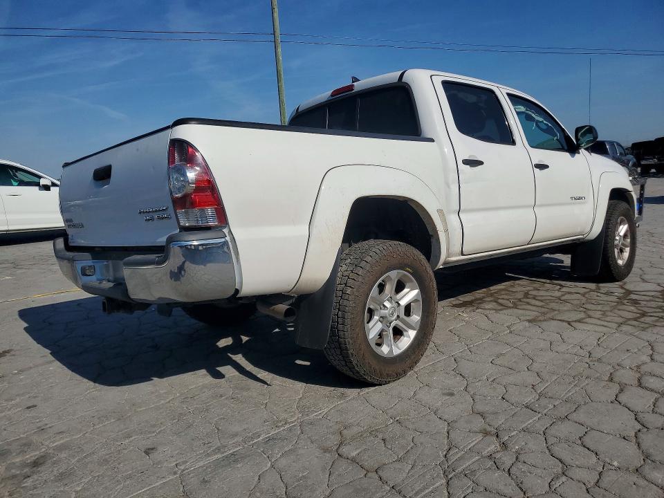 Продажа на аукционе авто 2015 Toyota Tacoma, vin: 5TFJU4GN1FX078997, номер лота: 50059696