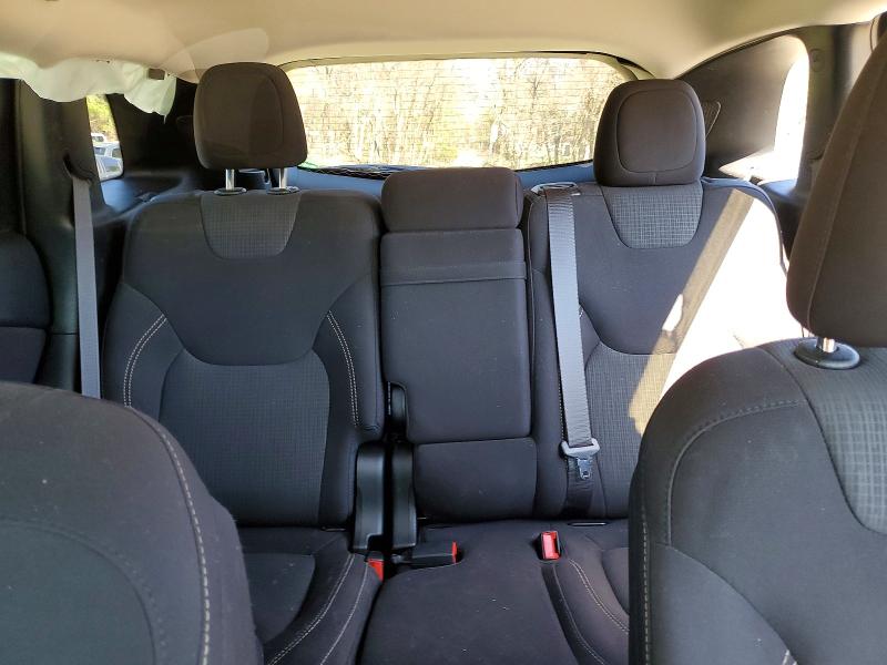 49379166 :رقم المزاد ، 1C4PJMCB2GW213751 vin ، 2016 Jeep Cherokee مزاد بيع