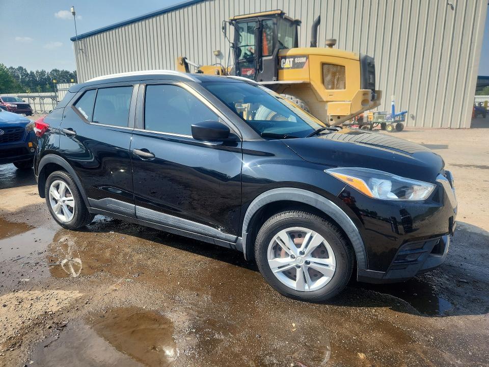 2019 Nissan Kicks მანქანა იყიდება აუქციონზე, vin: 3N1CP5CU3KL531223, აუქციონის ნომერი: 50996896