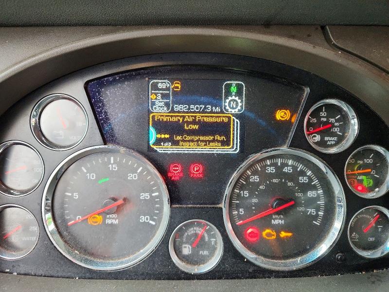 Продажа на аукционе авто 2019 Kw T680, vin: 1XKYDP9X6KJ299124, номер лота: 50942296
