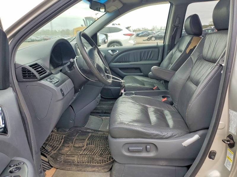 49775126 :رقم المزاد ، 5FNRL38685B510470 vin ، 2005 Honda Odyssey مزاد بيع