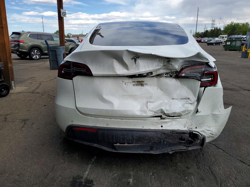 2022 Tesla Model Y მანქანა იყიდება აუქციონზე, vin: 7SAYGAEE5NF338174, აუქციონის ნომერი: 49924356
