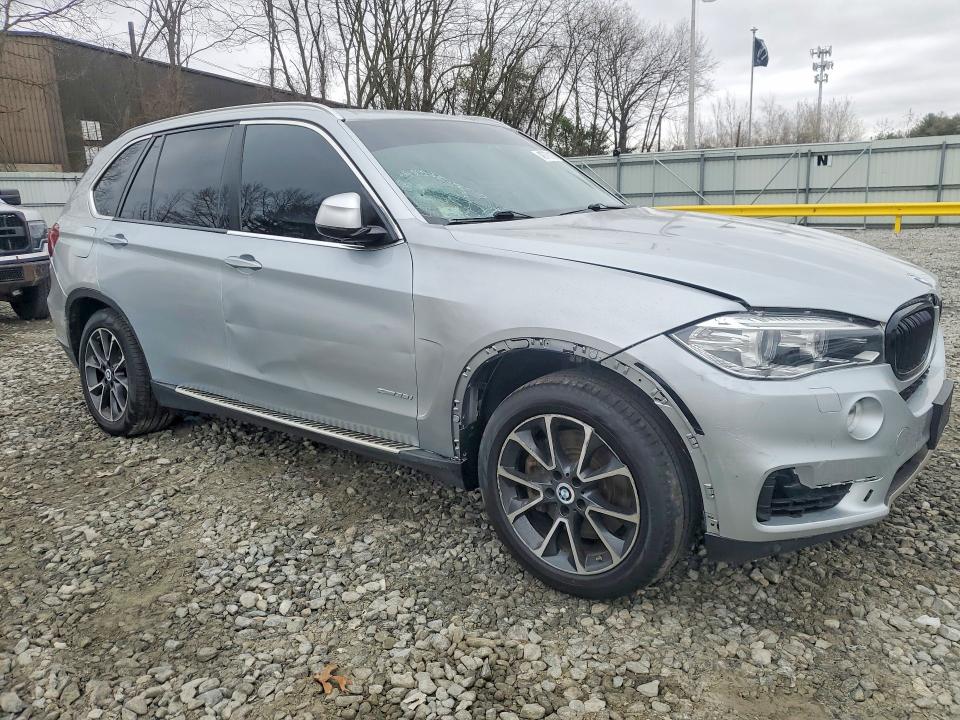 49776116 :رقم المزاد ، 5UXKR6C55F0J78857 vin ، 2015 Bmw X5 مزاد بيع