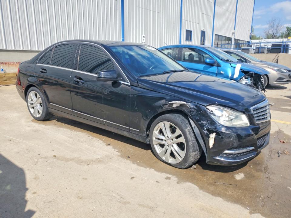 Продажа на аукционе авто 2012 Mercedes-benz C, vin: WDDGF8BB5CA666396, номер лота: 49791086