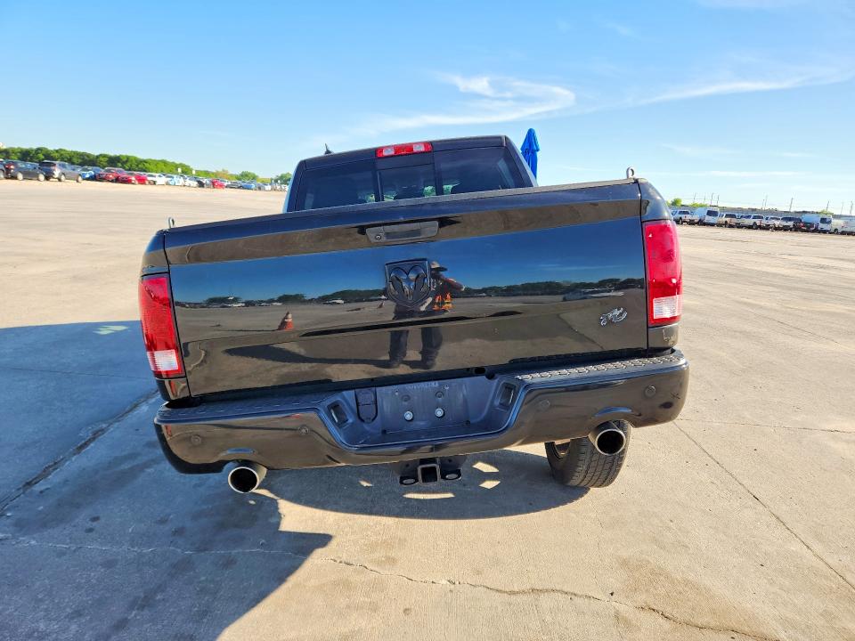 48759226 :رقم المزاد ، 1C6RR6LT1KS574675 vin ، 2019 Ram 1500 Classic مزاد بيع