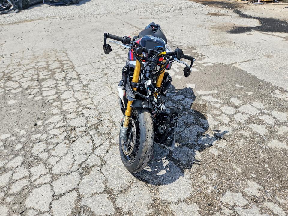 Продаж на аукціоні авто 2024 Aprilia Tuono, vin: ZD4KZUB04RS001323, номер лоту: 49576066