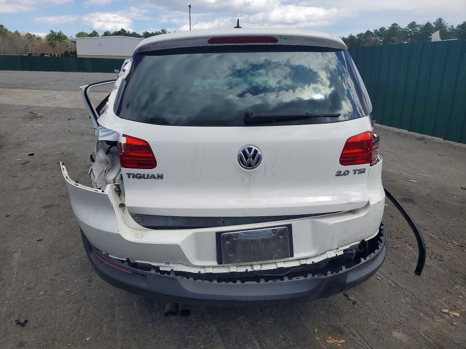 50491686 :رقم المزاد ، WVGAV7AX3CW579931 vin ، 2012 Volkswagen Tiguan مزاد بيع