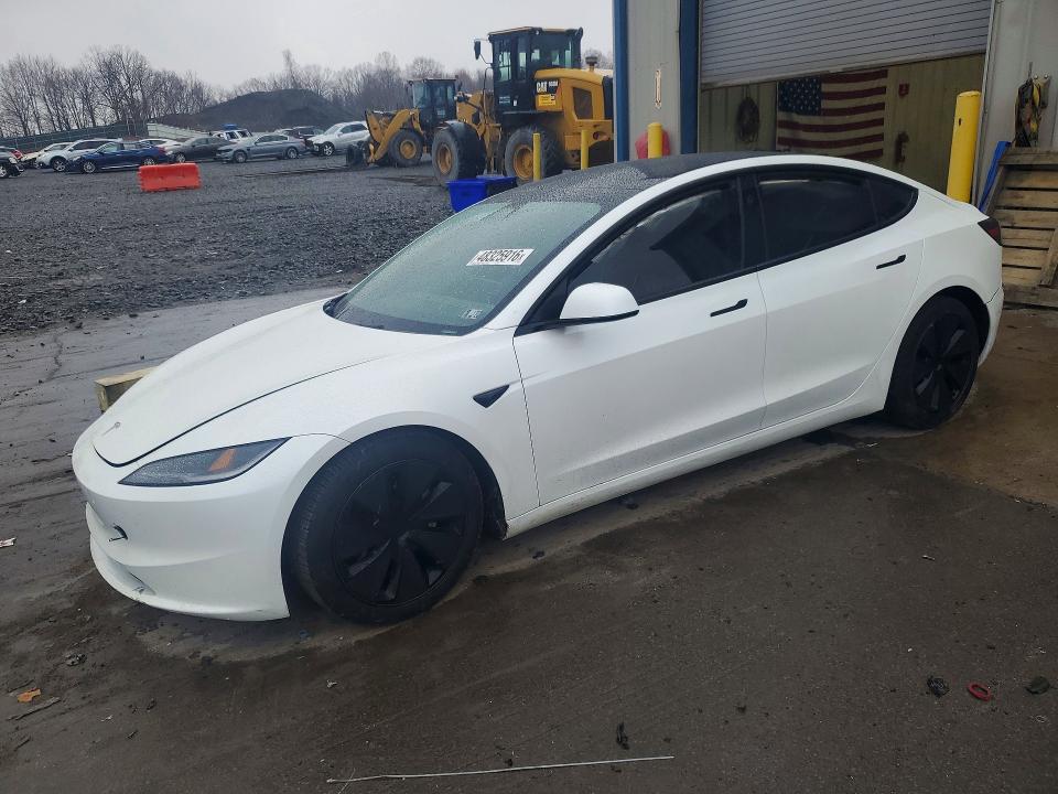 Продаж на аукціоні авто 2025 Tesla Model 3, vin: 5YJ3E1EA6SF031411, номер лоту: 48325916