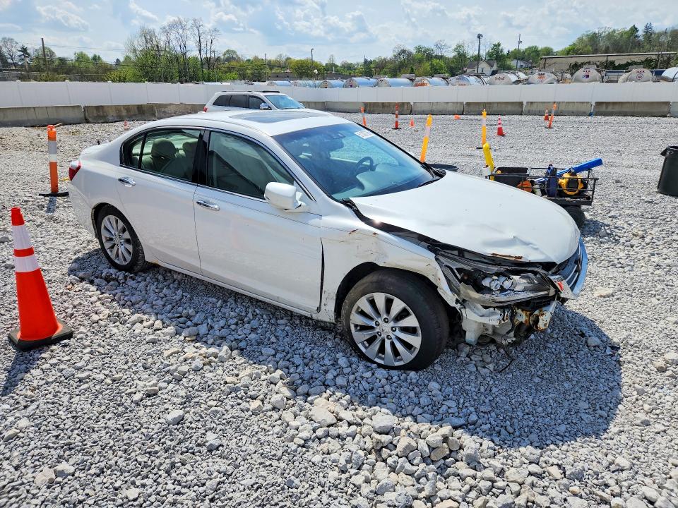 2013 Honda Accord მანქანა იყიდება აუქციონზე, vin: 1HGCR3F95DA037797, აუქციონის ნომერი: 51362786