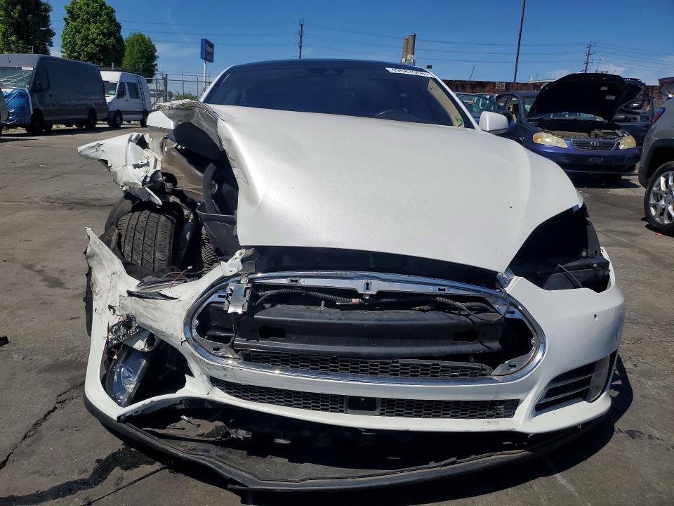 2016 Tesla Model S მანქანა იყიდება აუქციონზე, vin: 5YJSA1E40GF134171, აუქციონის ნომერი: 49687006