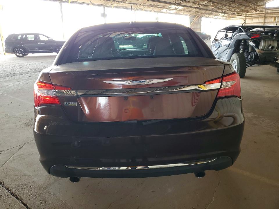 Продаж на аукціоні авто 2013 Chrysler 200, vin: 1C3CCBBG8DN658723, номер лоту: 49514656