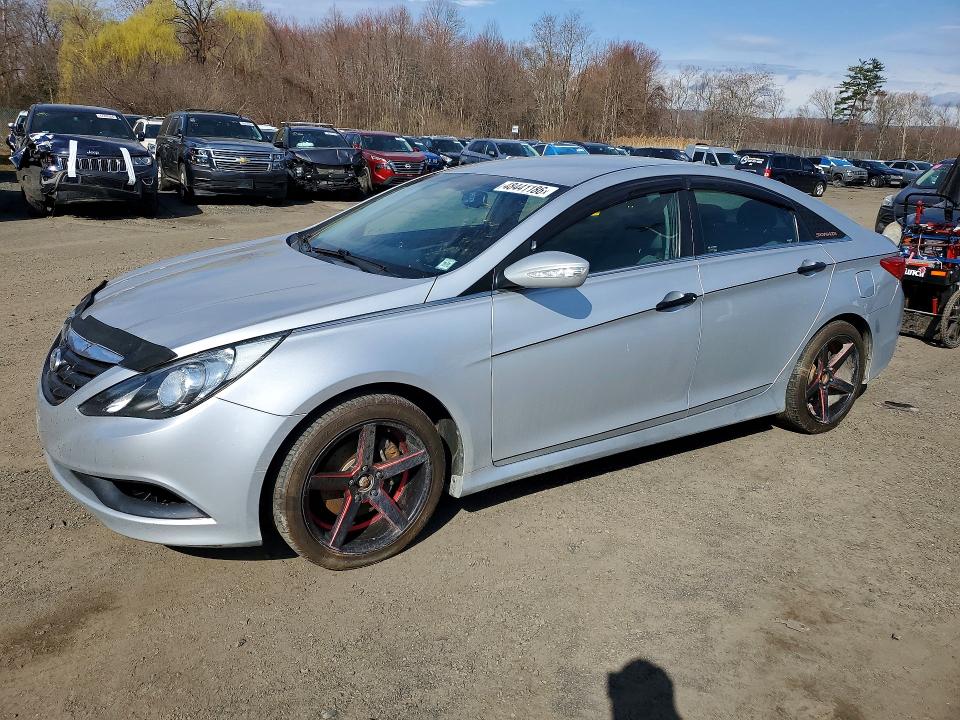 48441186 :رقم المزاد ، 5NPEB4AC6EH820531 vin ، 2014 Hyundai Sonata مزاد بيع