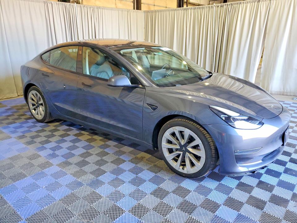 49469366 :رقم المزاد ، 5YJ3E1EA9NF304541 vin ، 2022 Tesla Model 3 مزاد بيع