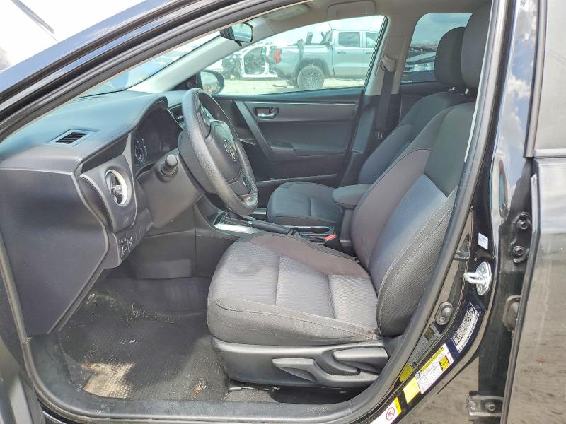 49462796 :رقم المزاد ، 5YFBURHE3HP700100 vin ، 2017 Toyota Corolla مزاد بيع