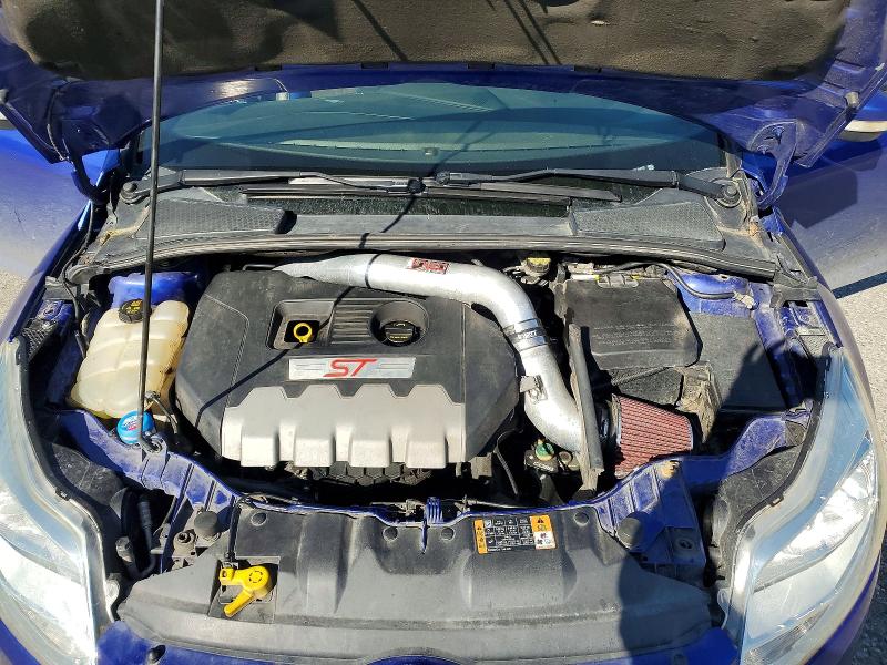 49009186 :رقم المزاد ، 1FADP3L98EL454193 vin ، 2014 Ford Focus مزاد بيع