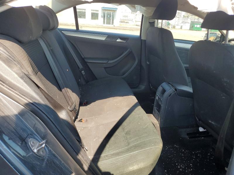 47366466 :رقم المزاد ، 3VW267AJ2GM205136 vin ، 2016 Volkswagen Jetta مزاد بيع