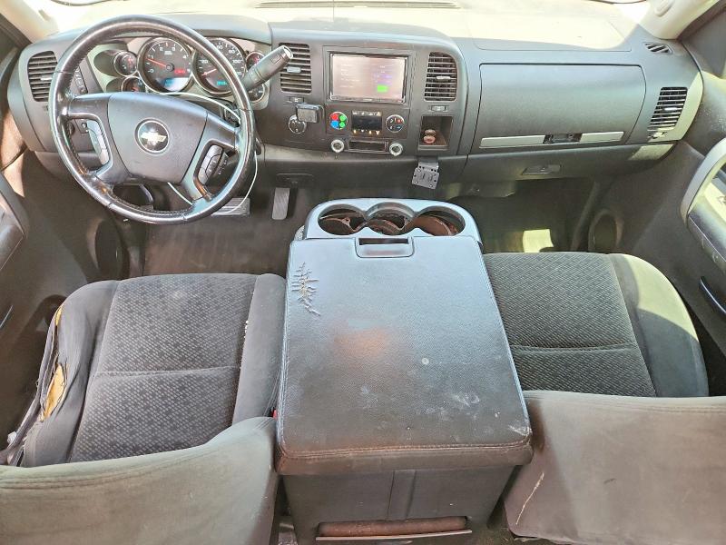 51811166 :رقم المزاد ، 1GCHK29688E137086 vin ، 2008 Chevrolet Silverado مزاد بيع