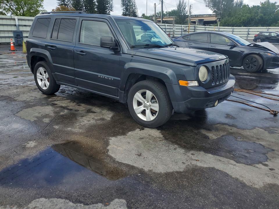 48997446 :رقم المزاد ، 1C4NJPFB0ED888169 vin ، 2014 Jeep Patriot مزاد بيع