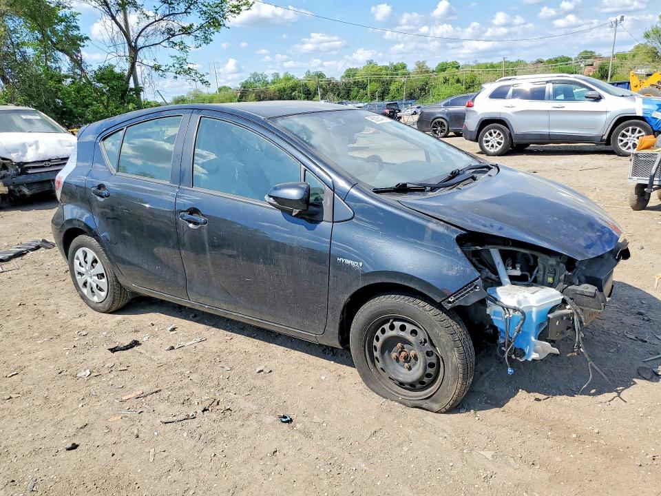 2013 Toyota Prius C მანქანა იყიდება აუქციონზე, vin: JTDKDTB38D1533090, აუქციონის ნომერი: 50085436
