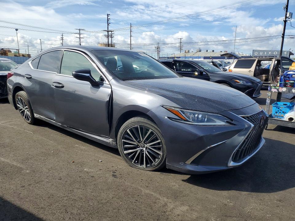 50862256 :رقم المزاد ، 58ADA1C10PU035394 vin ، 2023 Lexus Es 300h مزاد بيع
