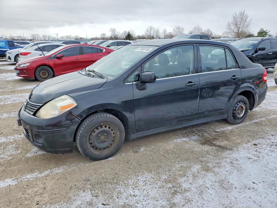 47565746 :رقم المزاد ، 3N1BC11E48L425433 vin ، 2008 Nissan Versa مزاد بيع