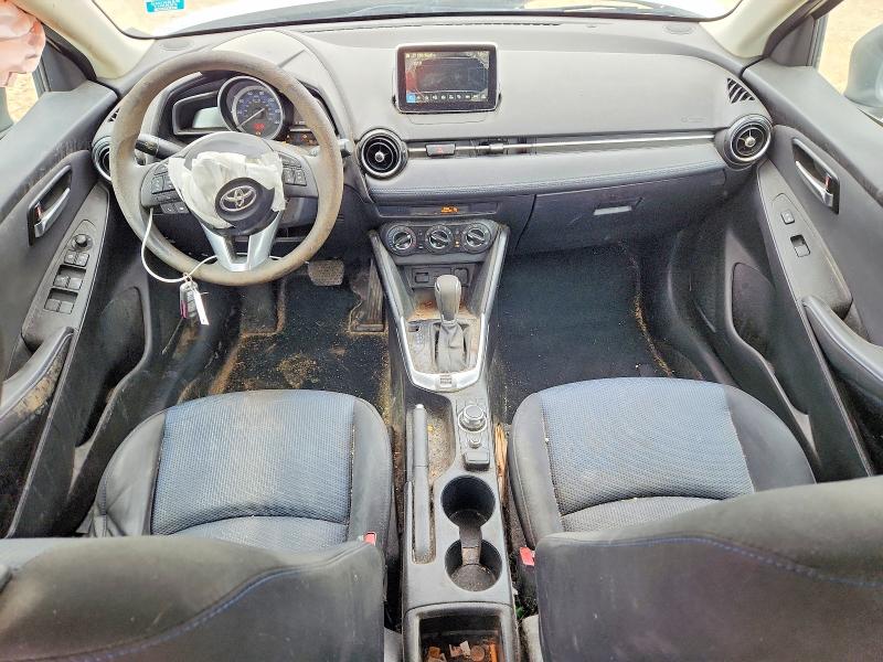 49339616 :رقم المزاد ، 3MYDLBYV9HY167965 vin ، 2017 Toyota Yaris Ia مزاد بيع