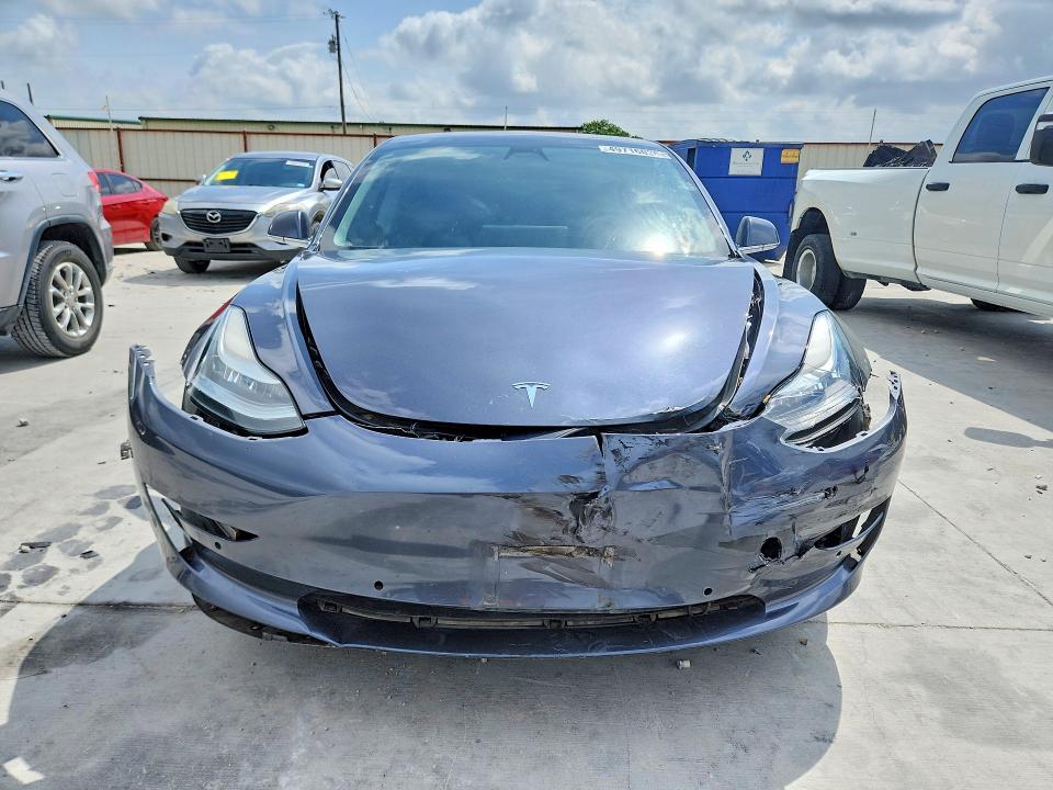 Продажа на аукционе авто 2019 Tesla Model 3, vin: 5YJ3E1EA4KF313613, номер лота: 49716026